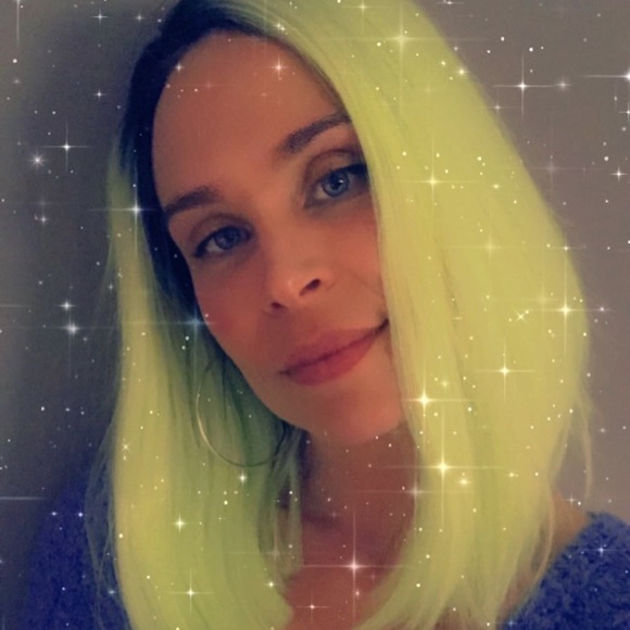 Meet your Posher, Rebecca - Picture 4 of 6